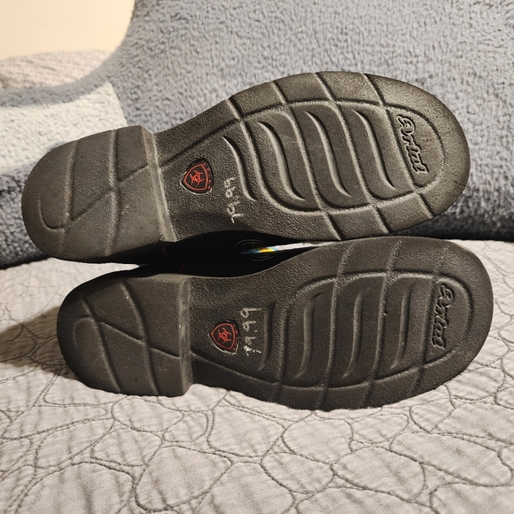 Ariat Big Girls Size 5 Colorful Floral Cowboy Boots - Picture 9 of 16